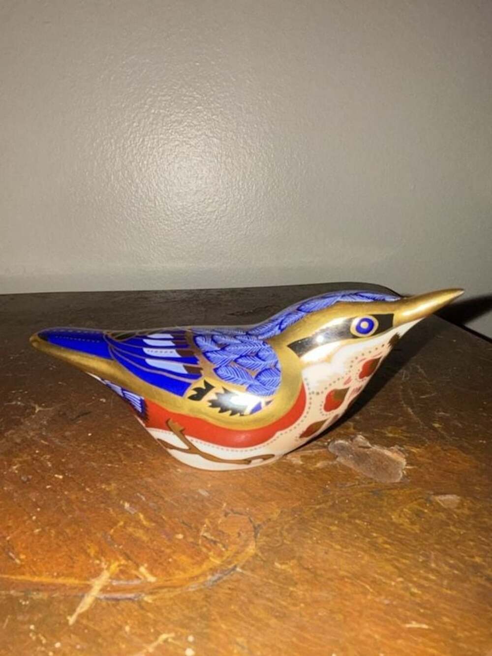 Royal Crown Derby Imari Paperweight Nuthatch Bird Figurine with Gold Stopper